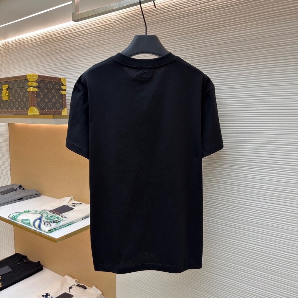 Ami Logo Embroidery Short-sleeve T-shirt - Picture 2 of 9